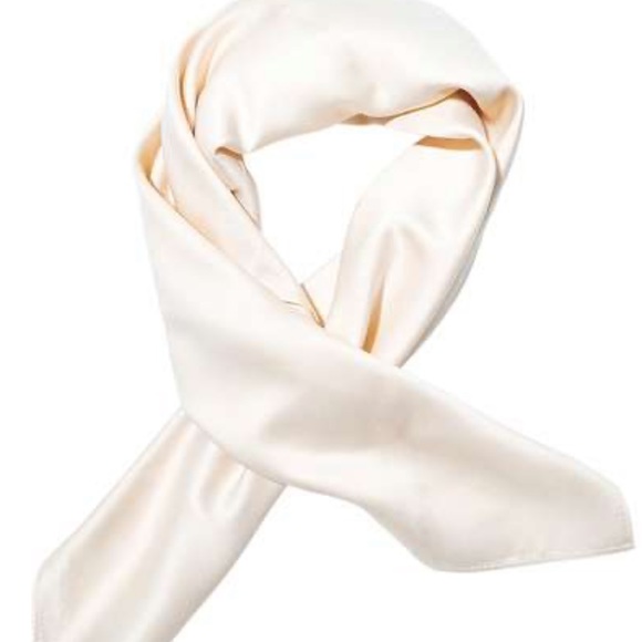 LARK & IVES Minimalist Hair Scarf Bundle - Picture 3 of 6